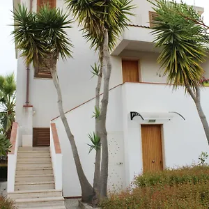 villa-paola-holidays.sicilyhotelsitaly.net/
